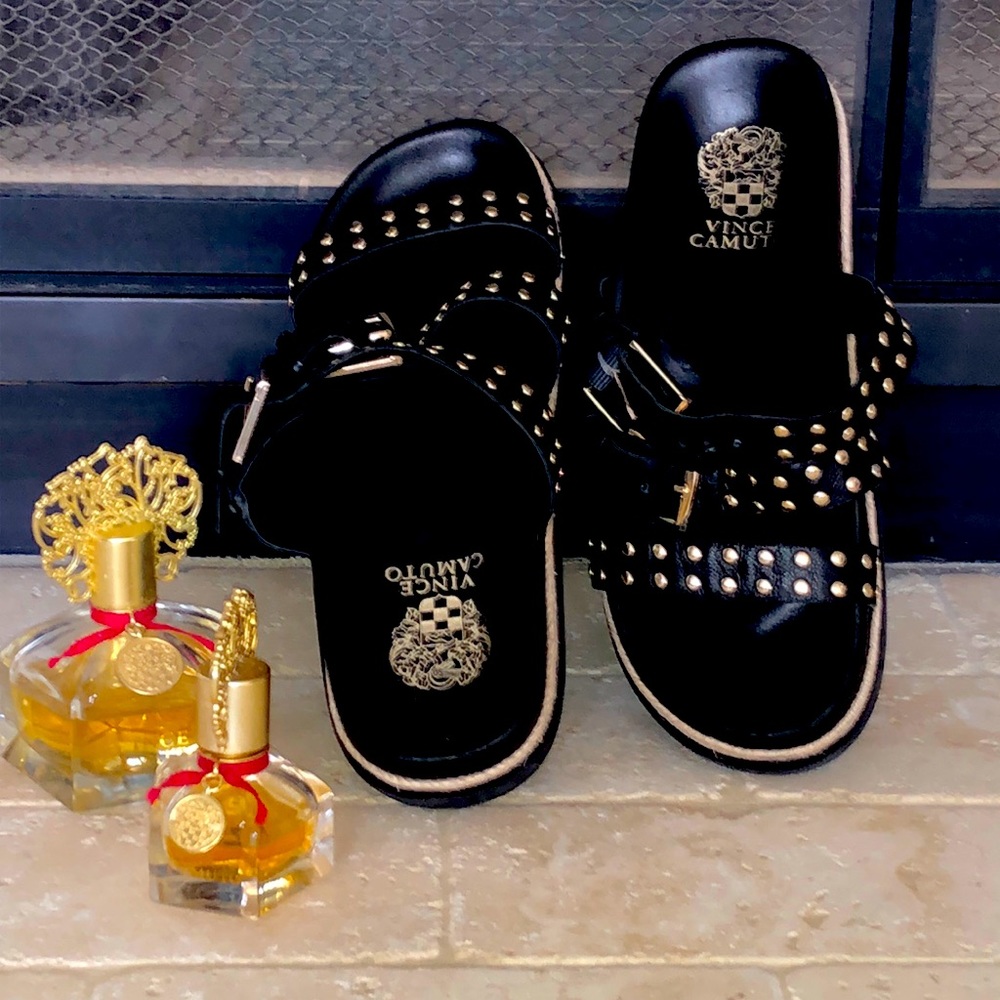 Tesla said it’s Perfect: NWOB  Vince Camuto Leather Upper Slide Sandal